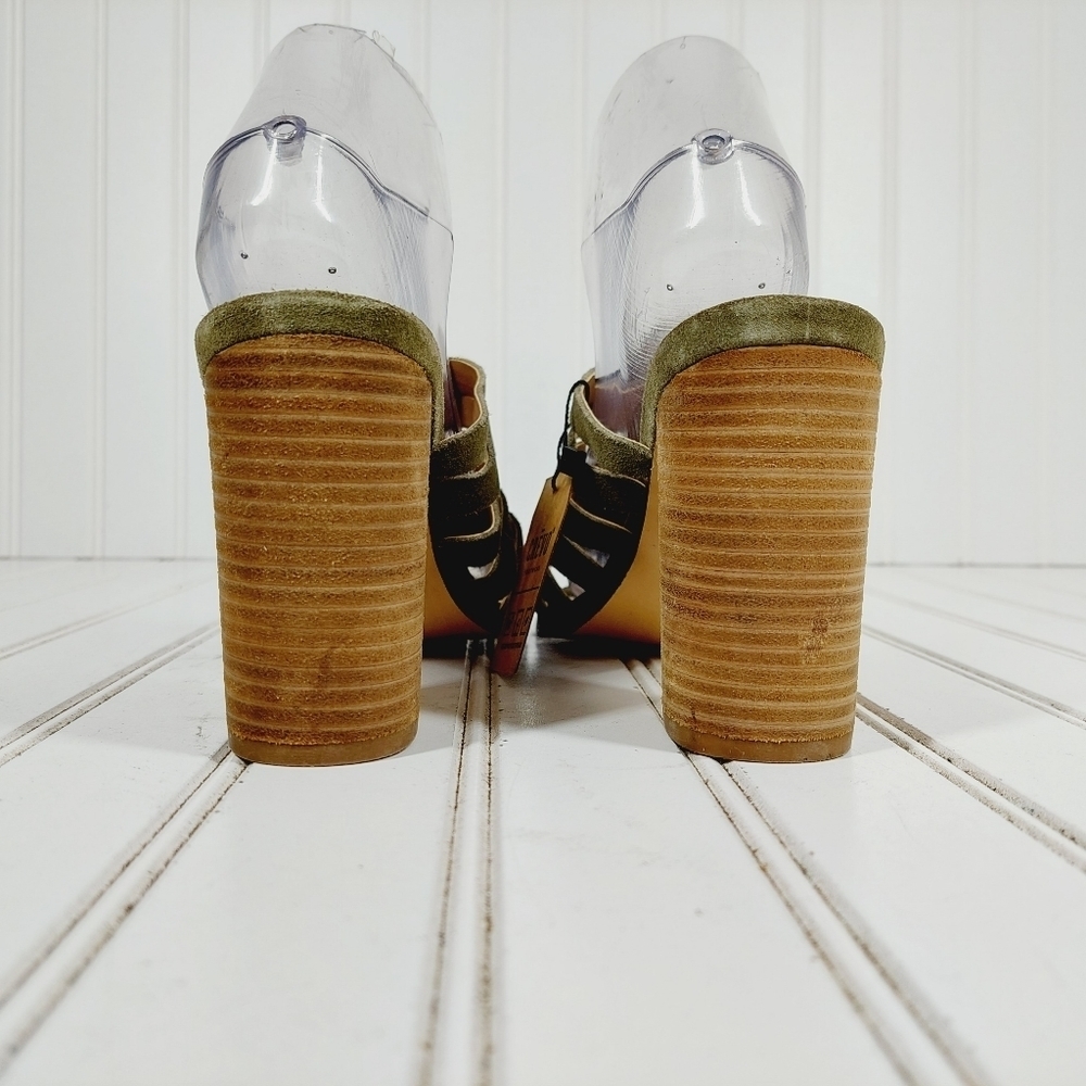 NEW Crevo Women's Hazelle Sage Moss Green Suede Leather Block Heel Sandals C406 - Picture 6 of 11